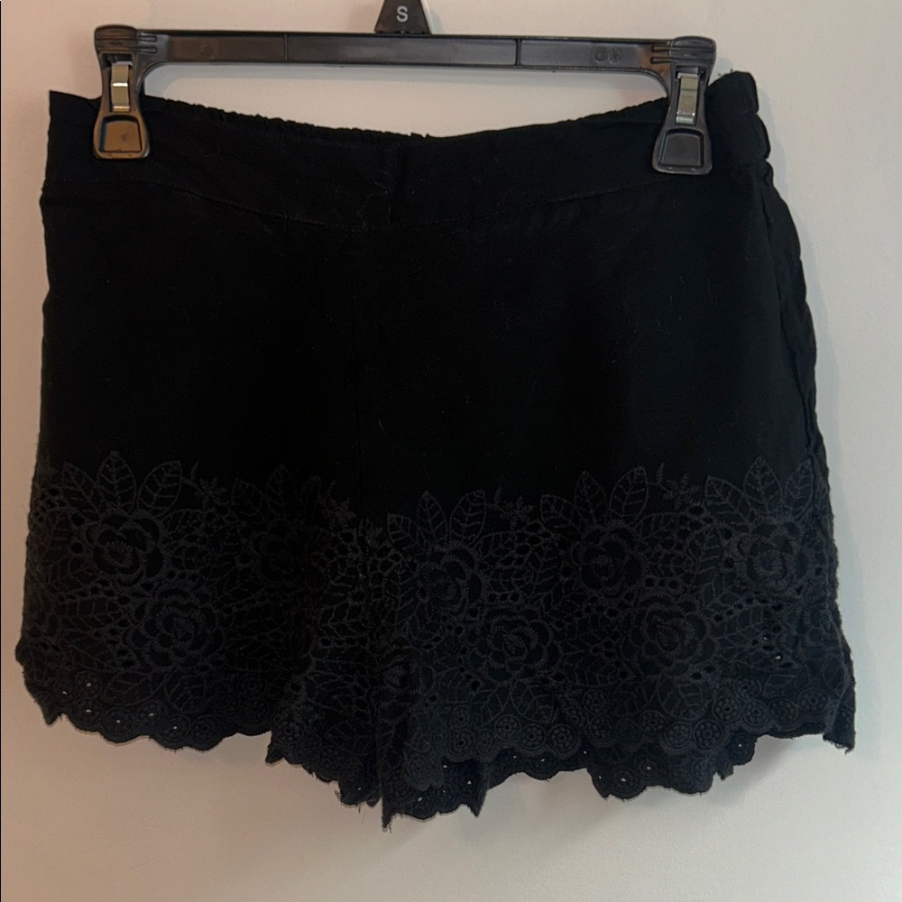 Black Lace Trim Women Shorts